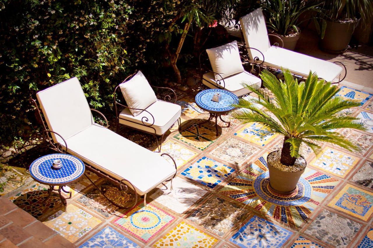 Maison Saint Louis Avec Jacuzzi Frühstückspension 3*